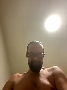 Platinum211 online show from 12.22.25