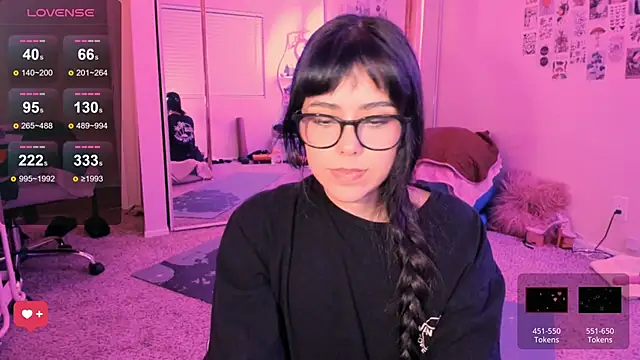 Snapshot of Evie-Luna chatting on 01.19.26 Evie-Luna online show from 01.19.26