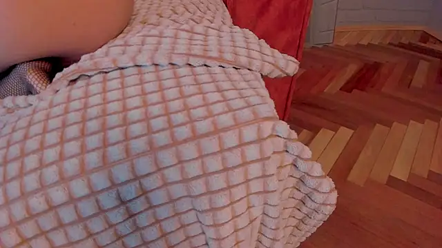 Snapshot of Betty_Pink chatting on 02.12.25 Betty Pink online show from 02.12.25