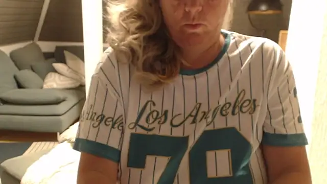 KimMitchelli online show from 03.04.26