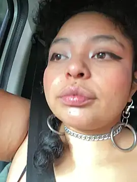 Snapshot of PrincessLauren420 chatting on 03.18.25 PrincessLauren420 online show from 03.18.25