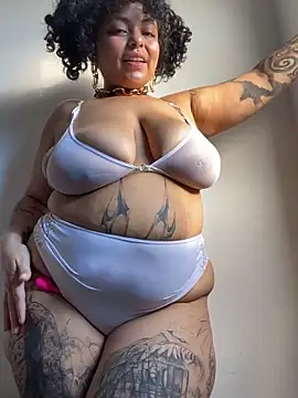 Snapshot of PrincessLauren420 chatting on 09.21.25 PrincessLauren420 online show from 09.21.25