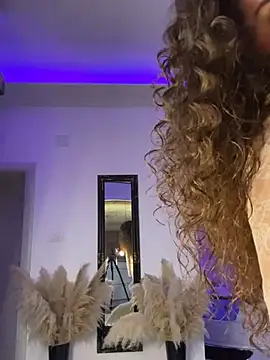 Marilyn La Rose online show from 02.07.26