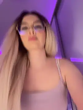 mollyxxx online show from 03.03.26