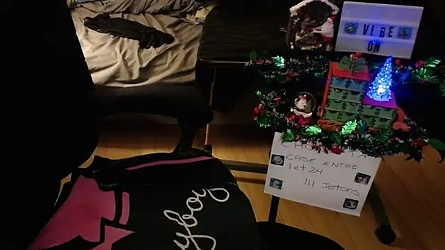 Snapshot of Cocotinexo chatting on 12.05.25 Cocotinexo online show from 12.05.25