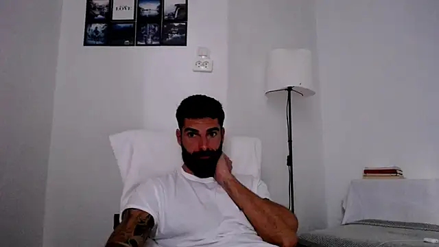 Verycutex online show from 10.20.25