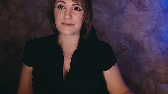 Snapshot of _letty_ chatting on 01.03.25 letty online show from 01.03.25