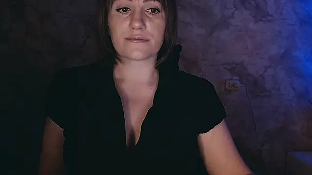 Snapshot of _letty_ chatting on 01.17.25 letty online show from 01.17.25