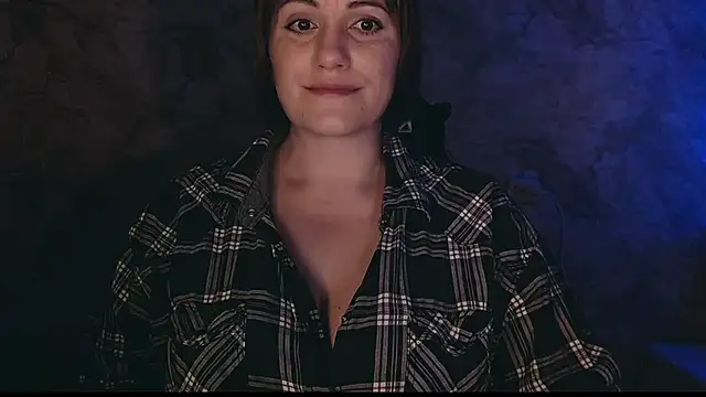 Snapshot of _letty_ chatting on 03.02.25 letty online show from 03.02.25