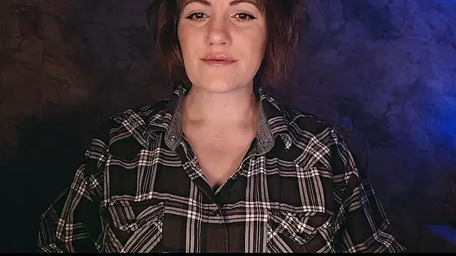 Snapshot of _letty_ chatting on 03.07.25 letty online show from 03.07.25