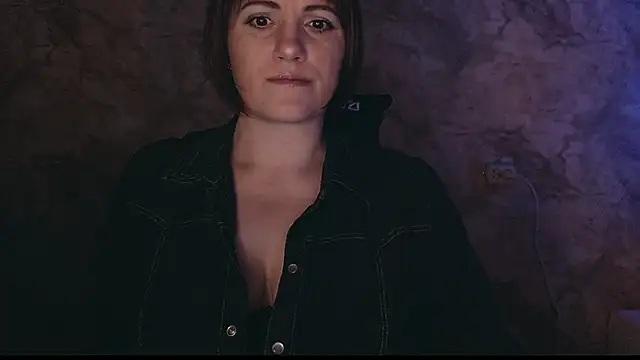 Snapshot of _letty_ chatting on 03.14.25 letty online show from 03.14.25