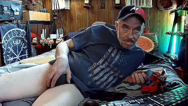 Makowboy online show from 04.19.26