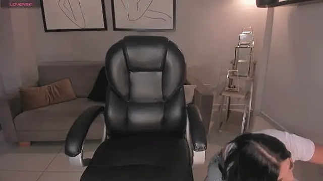 MiaRoberts1 online show from 04.02.26