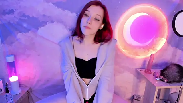 YunaPeace online show from 04.22.26