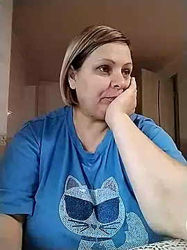 EvaCristal online show from 12.16.25