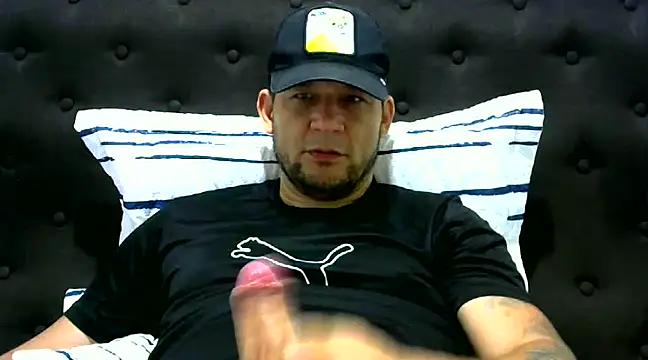 Snapshot of altenori112 chatting on 01.21.25 altenori112 online show from 01.21.25