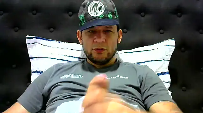 Snapshot of altenori112 chatting on 01.24.25 altenori112 online show from 01.24.25