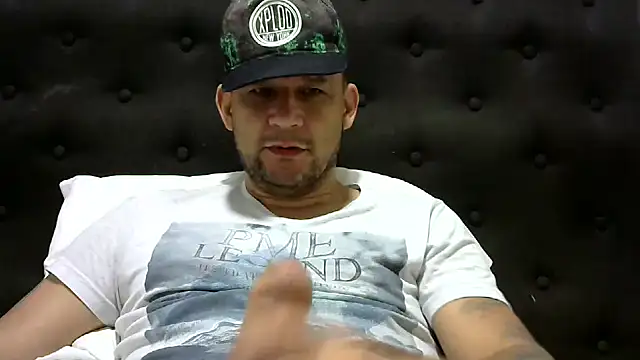 Snapshot of altenori112 chatting on 02.08.25 altenori112 online show from 02.08.25