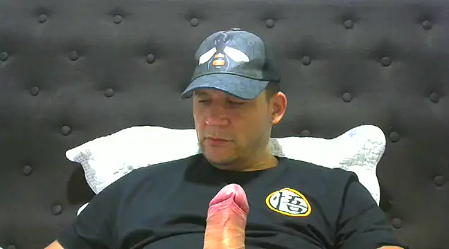 Snapshot of altenori112 chatting on 02.20.25 altenori112 online show from 02.20.25