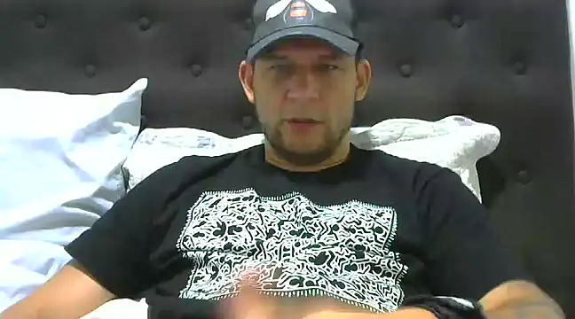 Snapshot of altenori112 chatting on 03.14.25 altenori112 online show from 03.14.25
