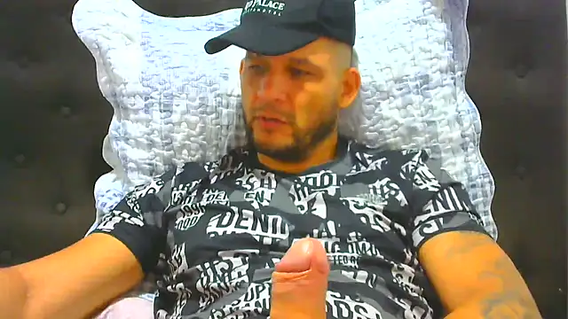 Snapshot of altenori112 chatting on 07.18.26 altenori112 online show from 07.18.26