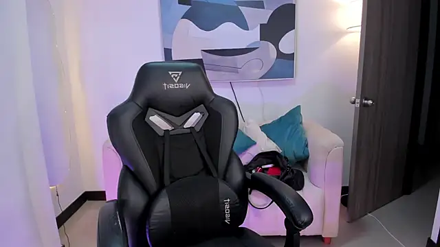 SaraParker  online show from 11.27.25