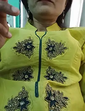 Snapshot of Manjushri35 chatting on 01.09.25 Manjushri35 online show from 01.09.25