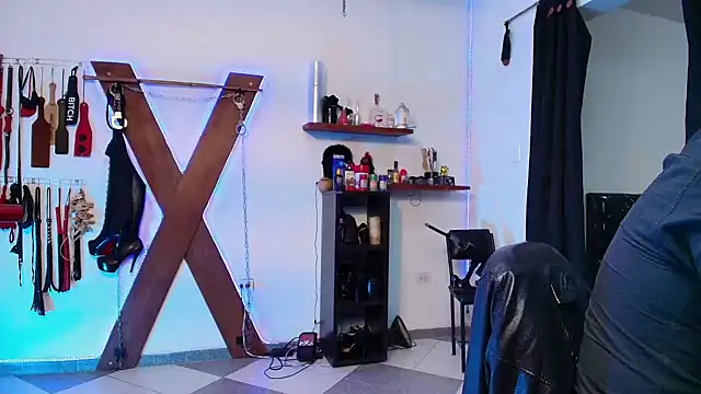 boy n girl online show from 02.11.25