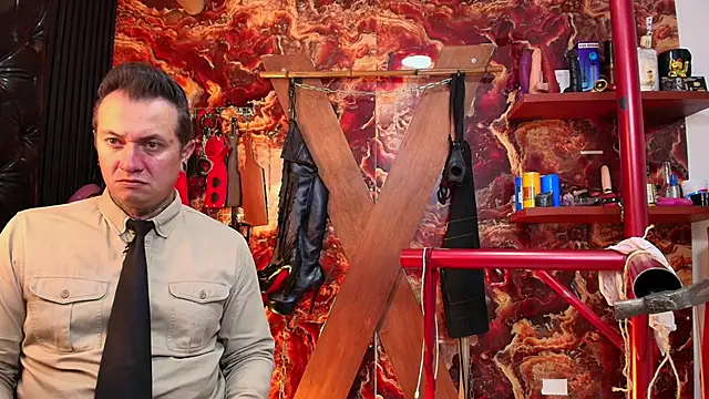 boy n girl online show from 10.31.25