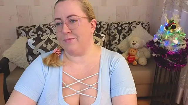 Ginesia online show from 12.13.24