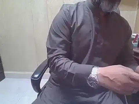 hairymaster95 online show from 11.24.25