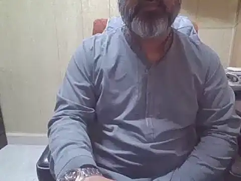 hairymaster95 online show from 11.26.25