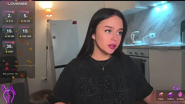 Megan Nilson online show from 12.18.24