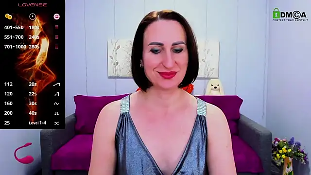 Nia Smithh online show from 02.28.25