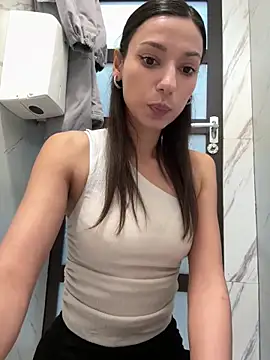 Snapshot of _MiaQueen_ chatting on 02.09.26 MiaQueen online show from 02.09.26