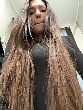 Snapshot of _MiaQueen_ chatting on 02.26.26 MiaQueen online show from 02.26.26