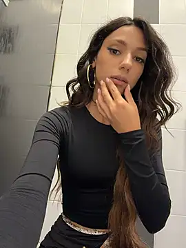  MiaQueen  online show from 07.30.26
