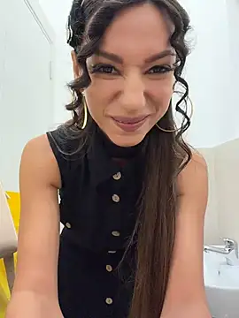  MiaQueen  online show from 07.31.26