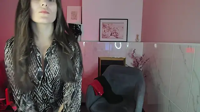 Snapshot of KylieMellow chatting on 10.15.25 KylieMellow online show from 10.15.25