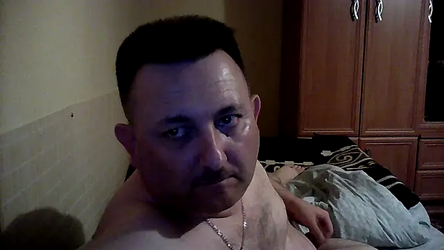 Snapshot of Novy73 chatting on 09.26.25 Novy73 online show from 09.26.25