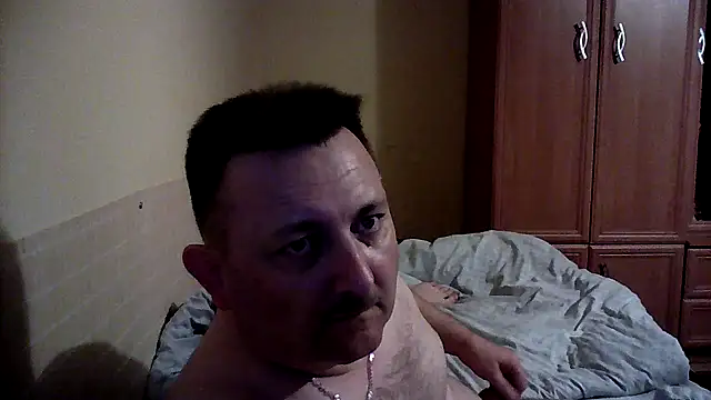 Snapshot of Novy73 chatting on 10.25.25 Novy73 online show from 10.25.25
