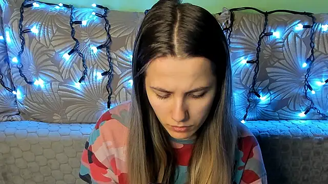 MaggieCake online show from 02.02.26