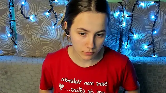 MaggieCake online show from 03.02.26