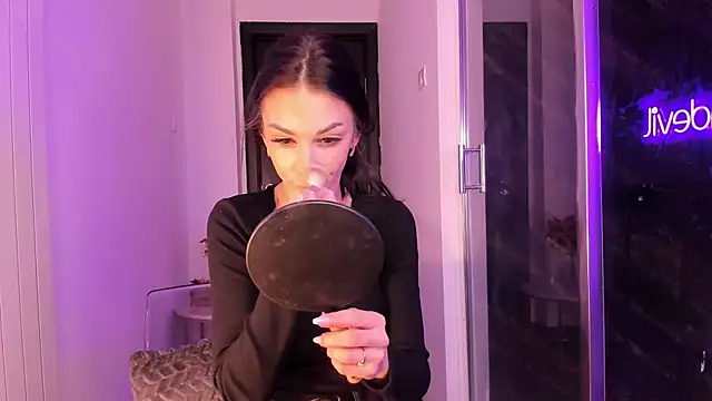 realhotfallingdevil online show from 03.06.26