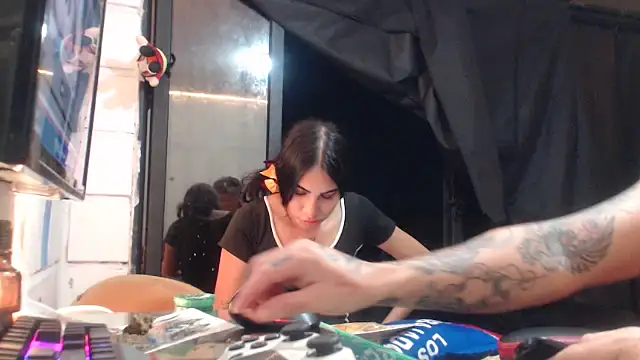 Snapshot of dounolimist777 chatting on 12.14.25 dounolimist777 online show from 12.14.25