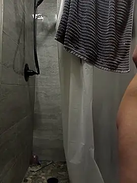 Snapshot of 69RIPsta69 chatting on 11.29.25 69RIPsta69 online show from 11.29.25