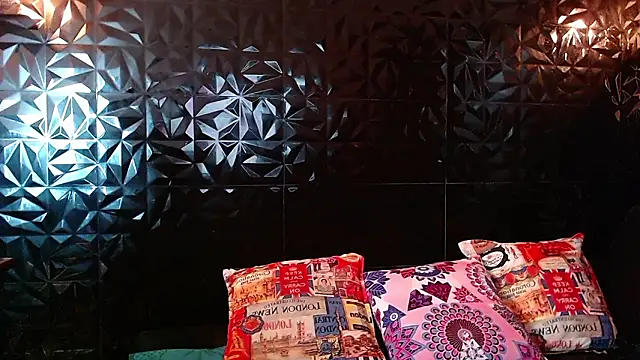 Snapshot of PINK__LOLA1 chatting on 02.04.26 PINK LOLA1 online show from 02.04.26