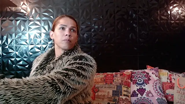 Snapshot of PINK__LOLA1 chatting on 02.26.26 PINK LOLA1 online show from 02.26.26