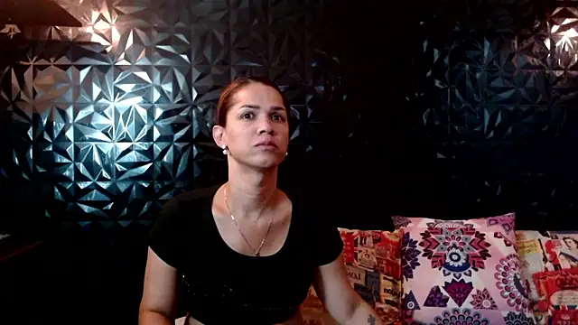 PINK  LOLA1 online show from 03.29.26