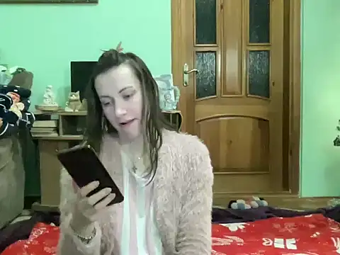 Snapshot of AngelTough20 chatting on 12.19.25 AngelTough20 online show from 12.19.25